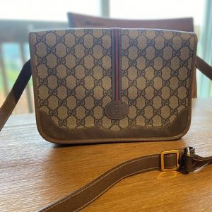 Vintage Gucci crossbody